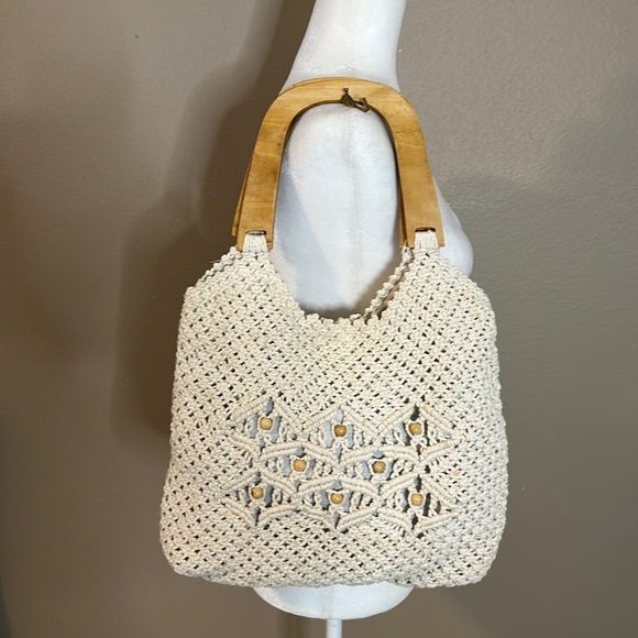 Macro-may Crochet Wood handle handbag- Made in the Philippines - Picture 2 of 9